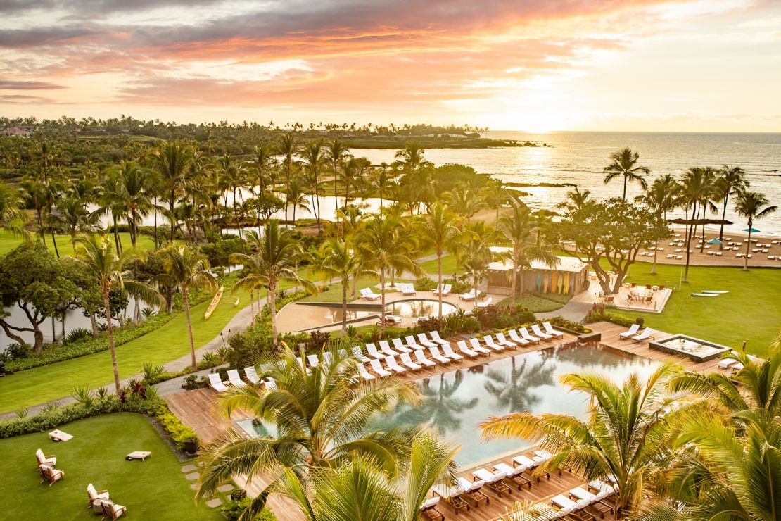 Along the Kona-Kohala coast of Island of Hawaii, Mauna Lani, Auberge Resorts Collection opened to great fanfare in January 2020, only to be shut down by the pandemic. The resort reopened in November 2020.