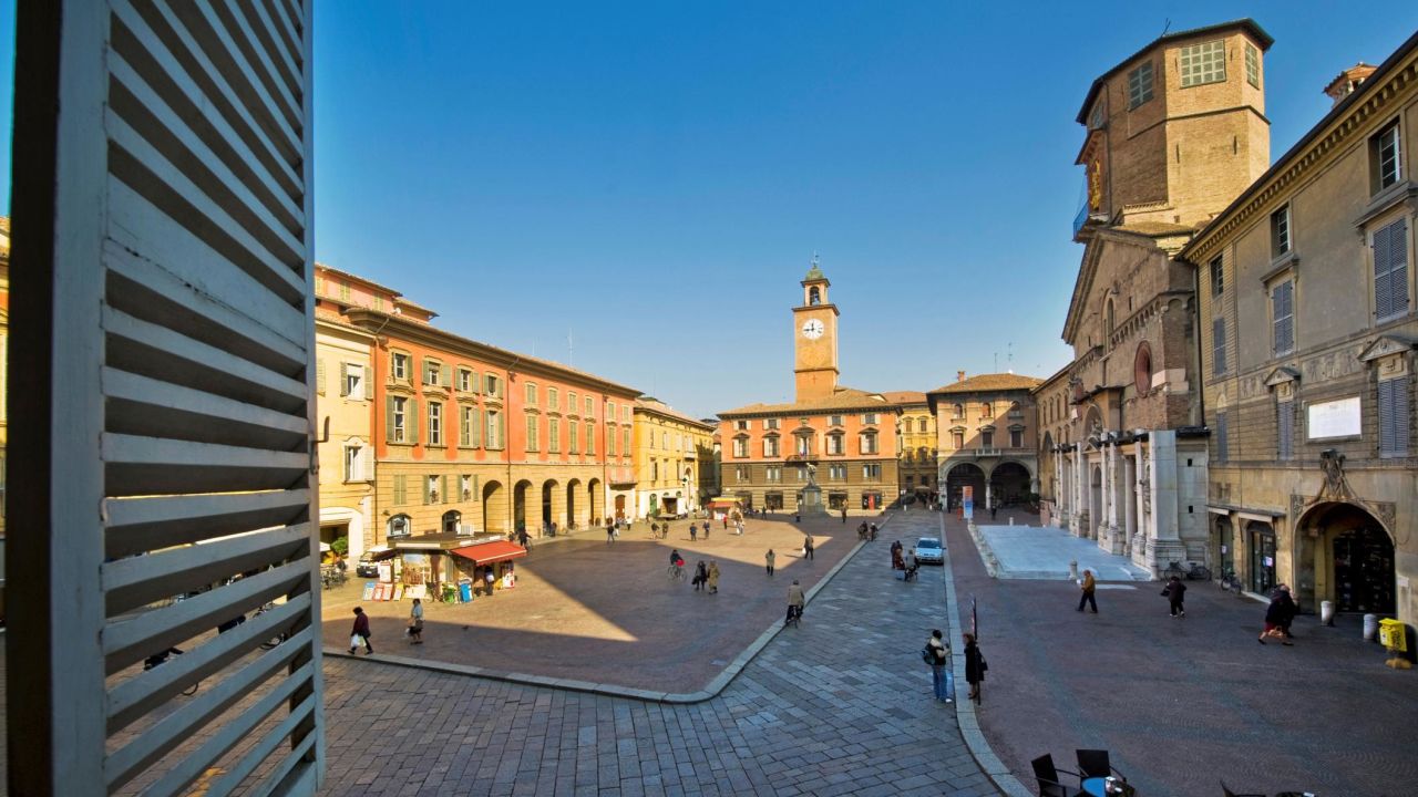 Vetto is an hour away from Reggio Emilia, on Italy's main high-speed railway line.