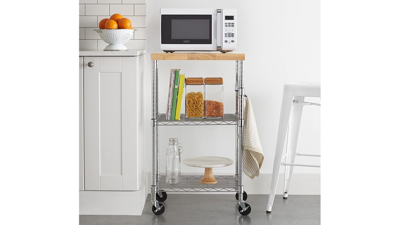 AmazonBasics Kitchen Rolling Microwave Cart
