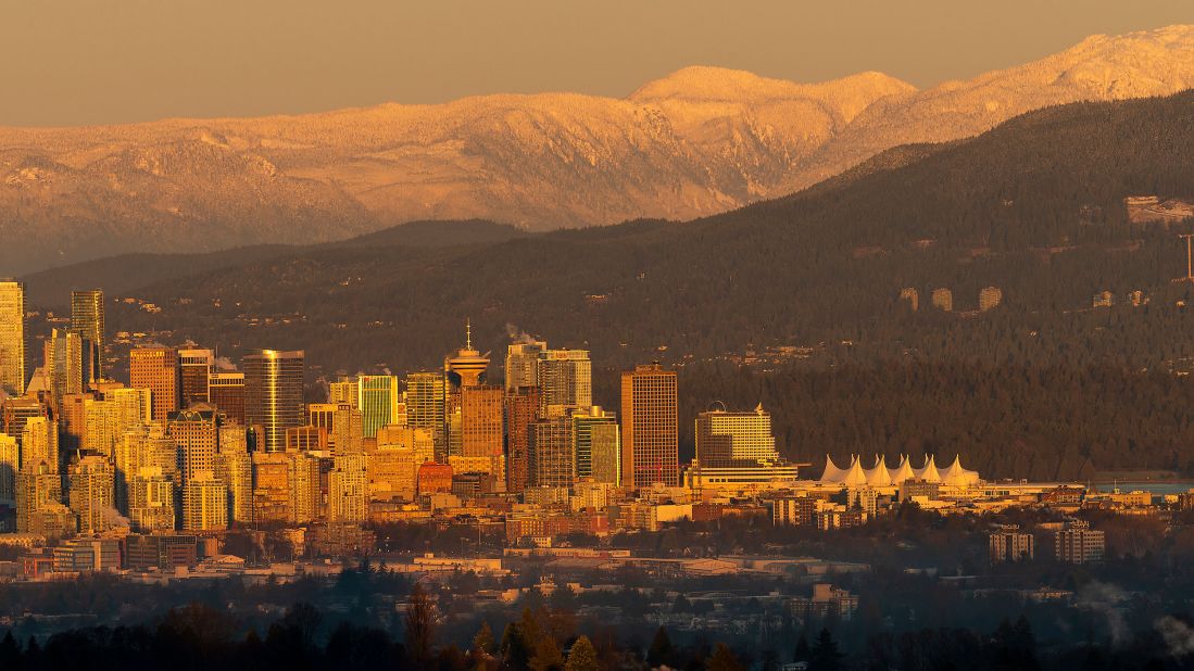 <strong>Vancouver:</strong> A sunrise view of the downtown Vancouver skyline on December 22.