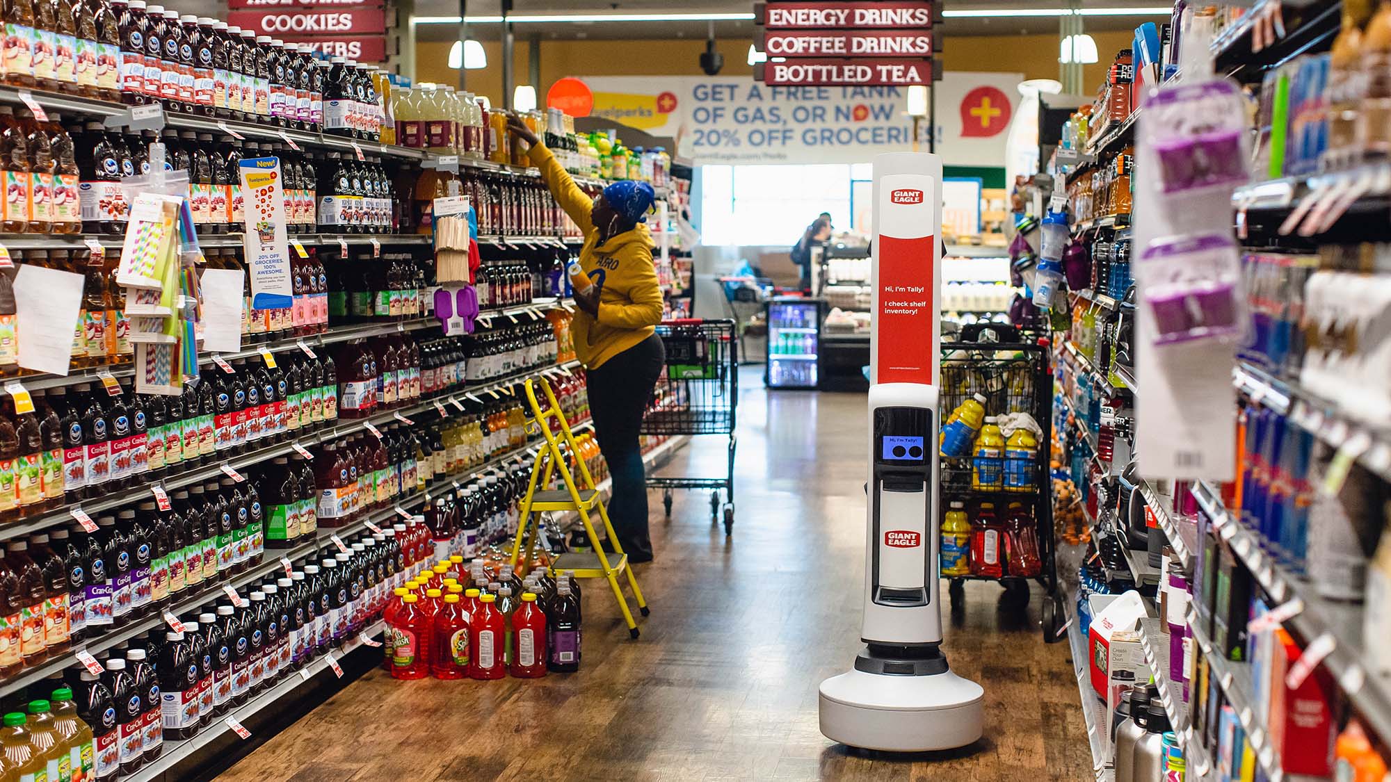Businessman sends an entire community grocery store gift ...