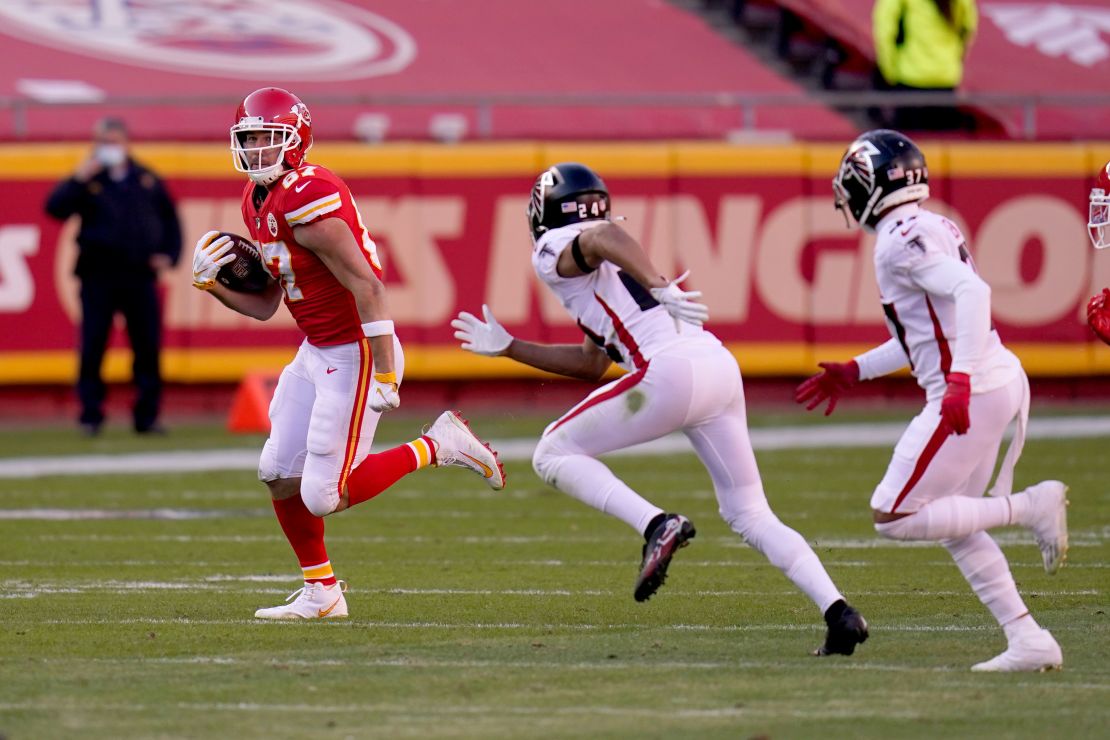 Chiefs tight end Travis Kelce broke the record for receiving yards in a single season for a tight end, with a 98-yard receiving performance against the Falcons on Sunday.