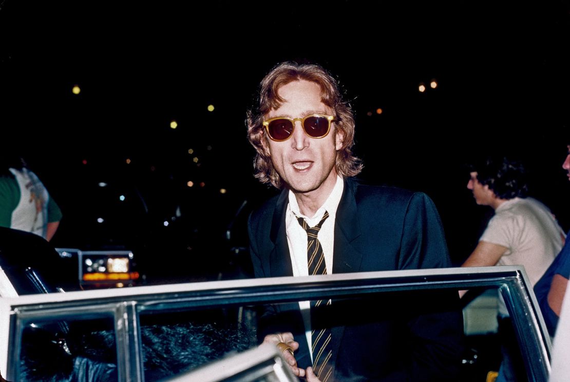 John Lennon returned his MBE and criticized UK authorities for foreign policy decisions.