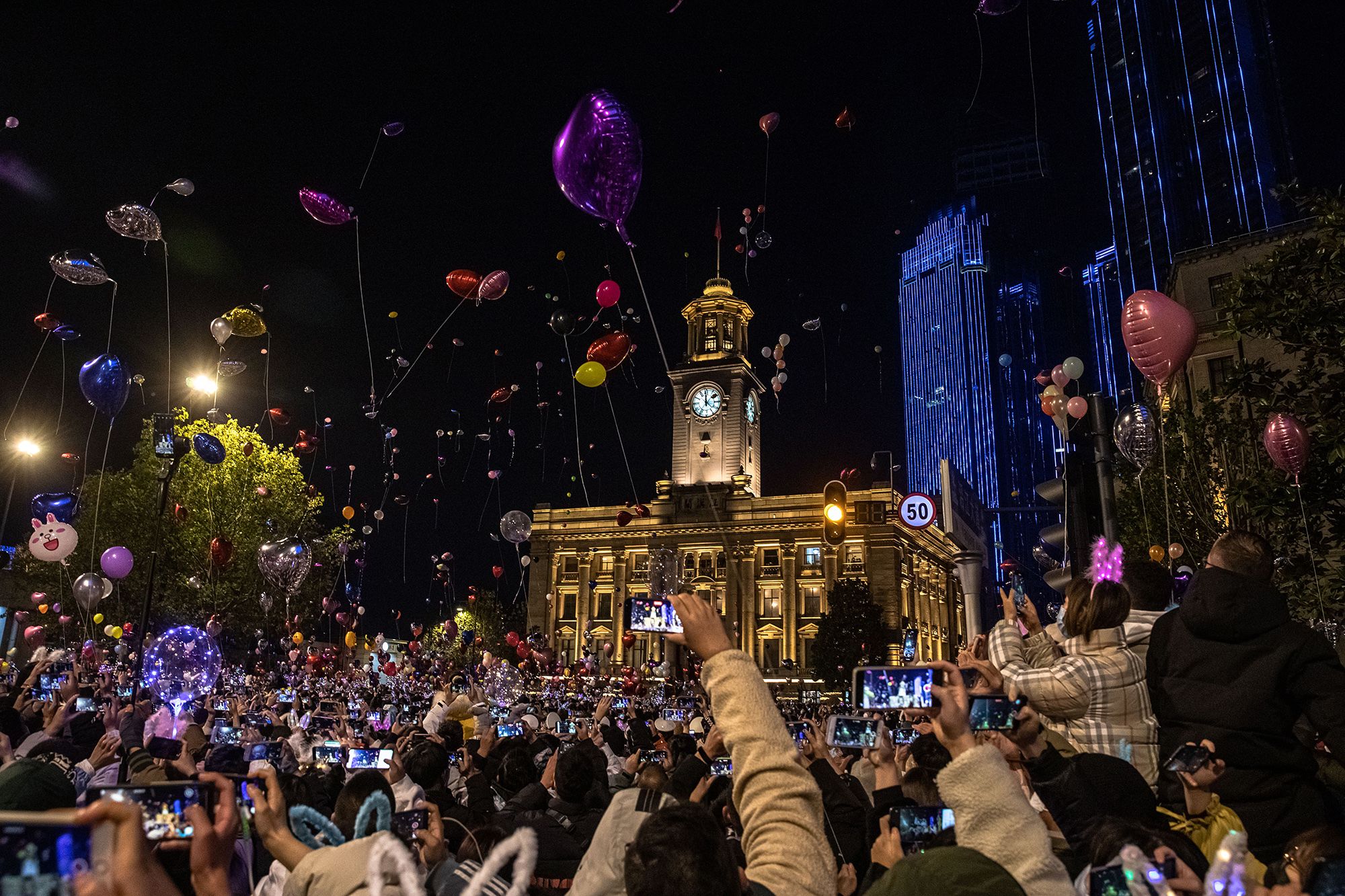 Photos of New Year's Eve 2021 celebrations from around the world - The  Globe and Mail