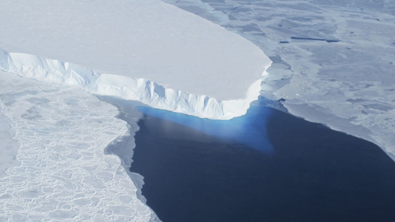 The Thwaites Glacier in Antarctica is seen in this undated NASA image. Vast glaciers in West Antarctica seem to be locked in an irreversible thaw linked to global warming that may push up sea levels for centuries, scientists said on May 12, 2014. Six glaciers including the Thwaites Glacier, eaten away from below by a warming of sea waters around the frozen continent, were flowing fast into the Amundsen Sea, according to the report based partly on satellite radar measurements from 1992 to 2011. REUTERS/NASA/Handout via Reuters (ANTARCTICA - Tags: ENVIRONMENT SCIENCE TECHNOLOGY) 
ATTENTION EDITORS - FOR EDITORIAL USE ONLY. NOT FOR SALE FOR MARKETING OR ADVERTISING CAMPAIGNS. THIS IMAGE HAS BEEN SUPPLIED BY A THIRD PARTY. IT IS DISTRIBUTED, EXACTLY AS RECEIVED BY REUTERS, AS A SERVICE TO CLIENTS
