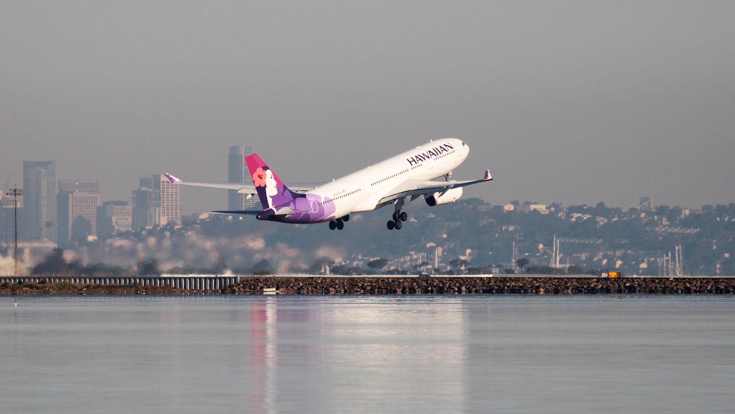 A Hawaiian Airlines Airbus A330-200 takes off at San Francisco International Airport on February 16, 2015.