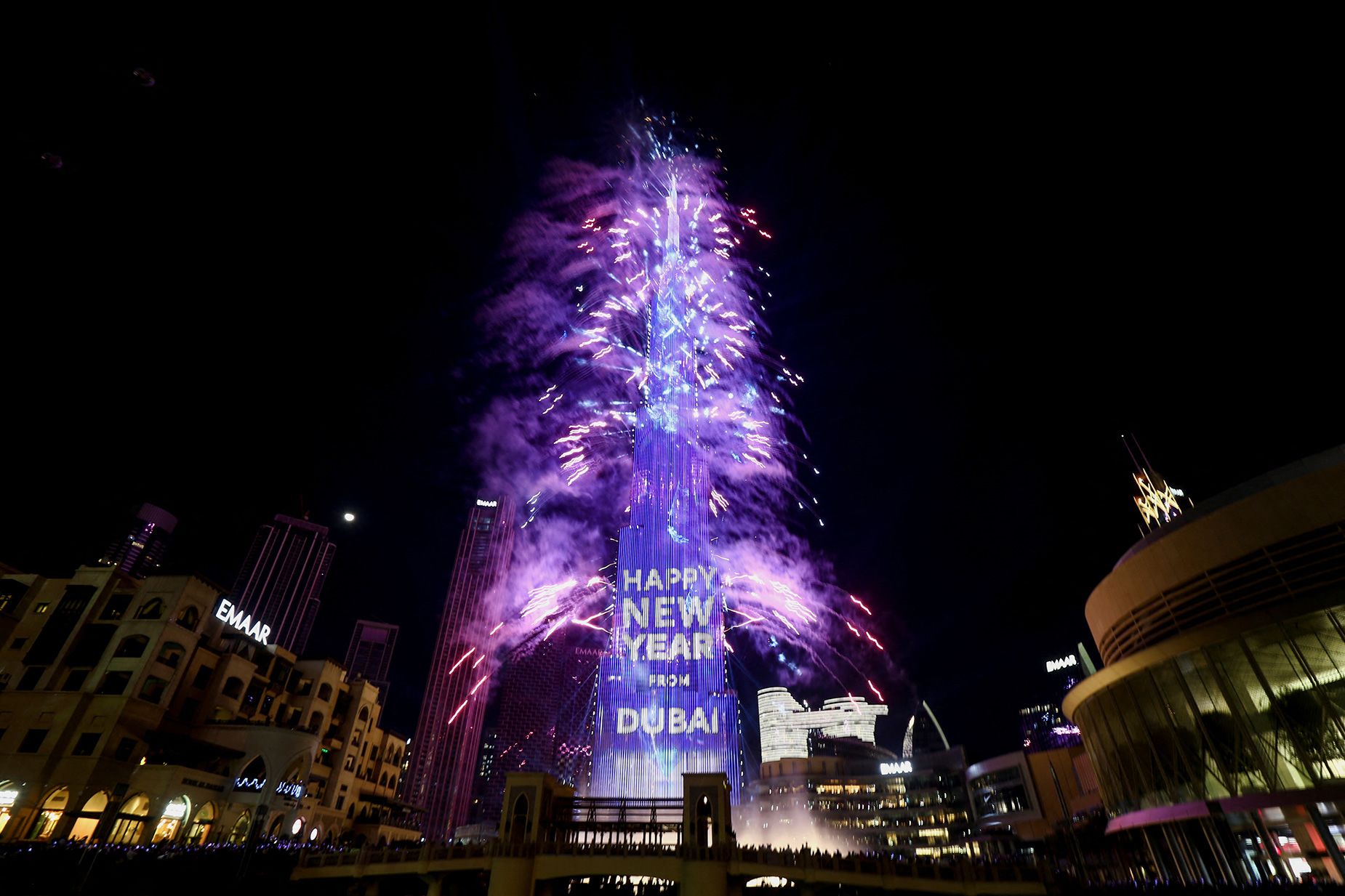 10 great places for New Year’s Eve fireworks and more CNN