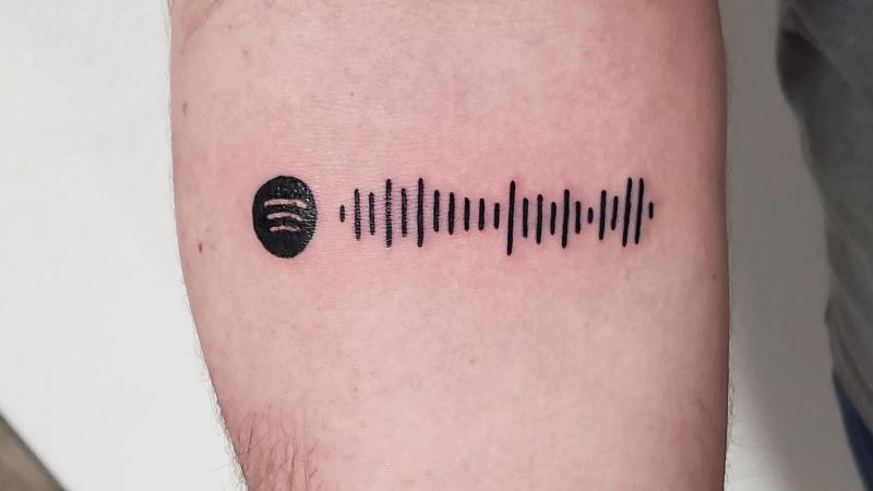 Преди да си направите татуировка в Spotify, артистите искат да знаете тези рискове