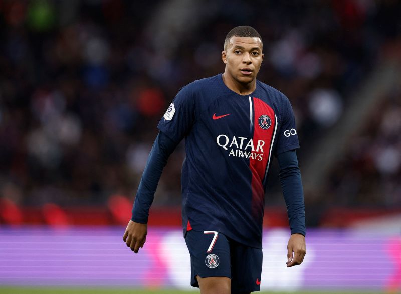 French superstar Kylian Mbappé decides to join Real Madrid after PSG contract expires, per reports