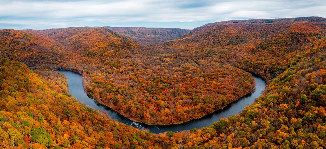 Near Ohiopyle, Pennsylvania, Baughman Rock Overlook provides stunning views in the fall. People driving the Laurel Highlands Scenic Byway can make this part of their journey.