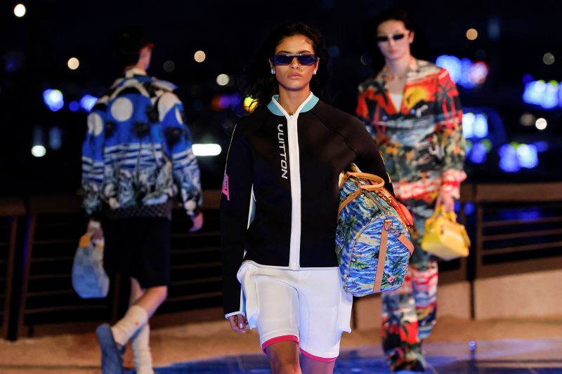 Louis Vuitton wows with sensational fashion show in Hong Kong