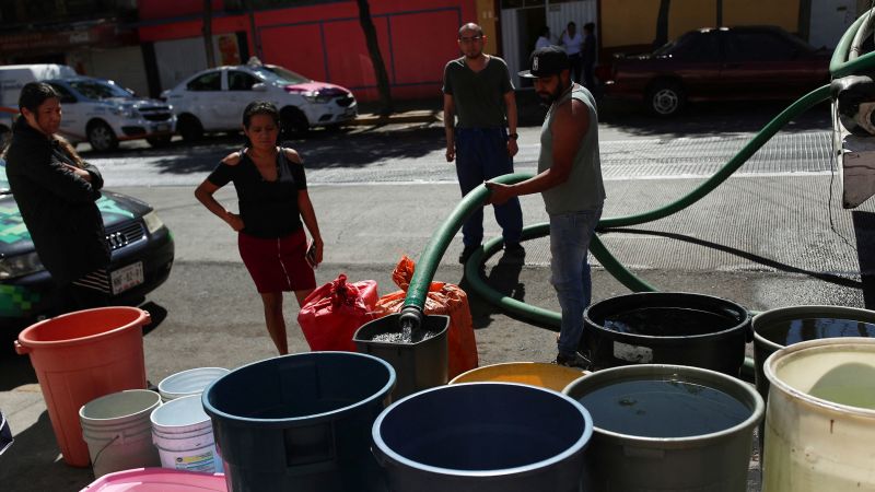 Mexico City může být jen několik měsíců od vyčerpání vody