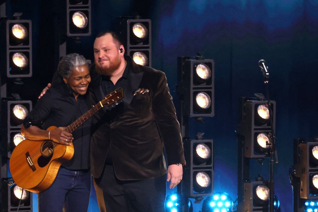 Tracy Chapman and Luke Combs embrace after performing at the Grammy Awards.