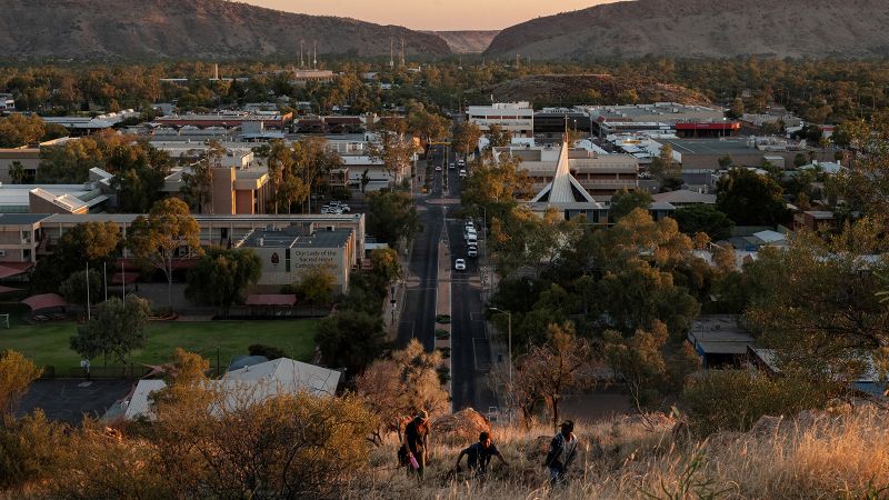 Alice Springs, Australia: A the city has imposed a curfew on its youngsters because it grapples with adolescence crime | The Gentleman Report