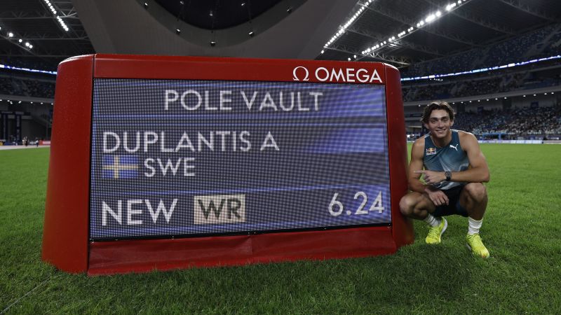 Armand Duplantis shatters pole vault world record for eighth time, reaching a height of 6.24 meters