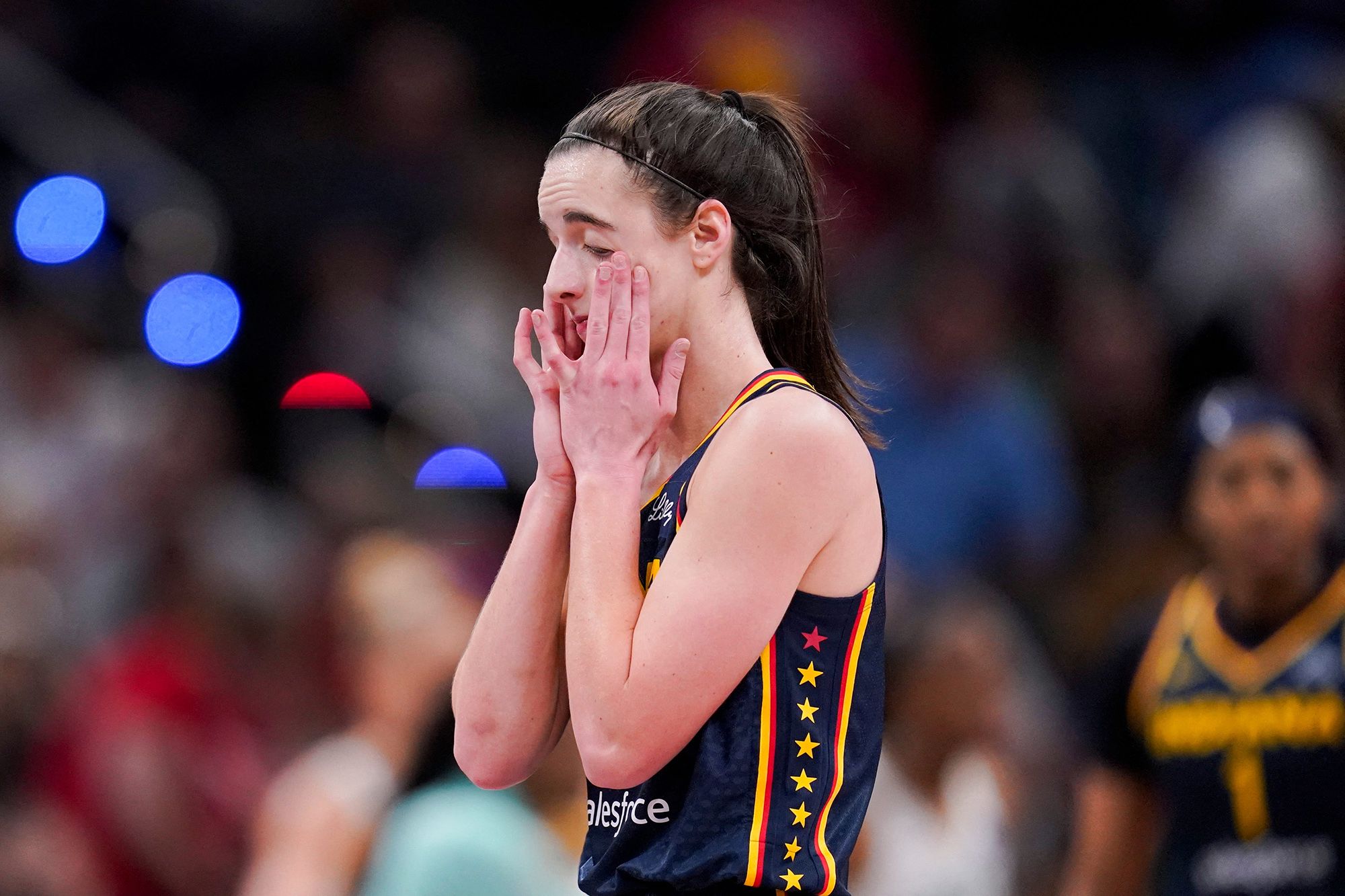 Caitlin Clark struggles during Indiana Fever home debut in front of sellout crowd | CNN