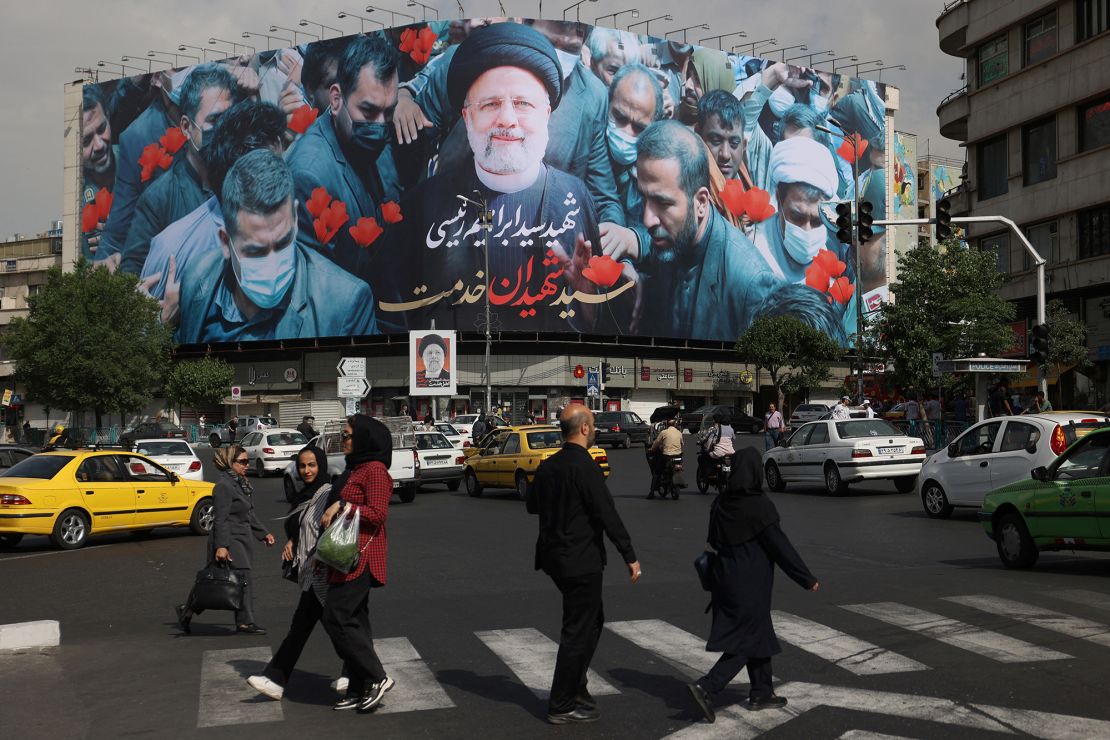 A billboard in Tehran displaying a picture of Raisi.