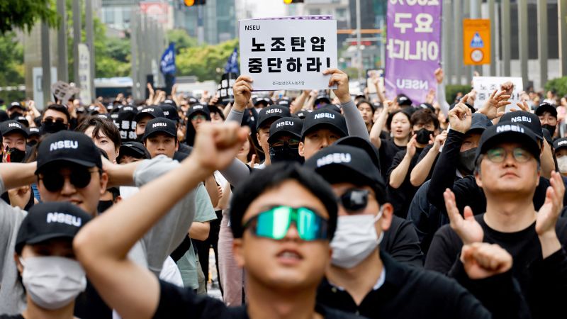 Samsung union calls first ever strike after pay negotiations stall | CNN Business