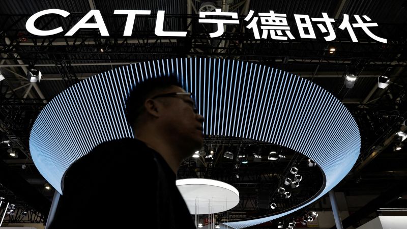 Китай ще инвестира 845 милиона долара в засилване на амбициите си за батерии за модерни електромобили