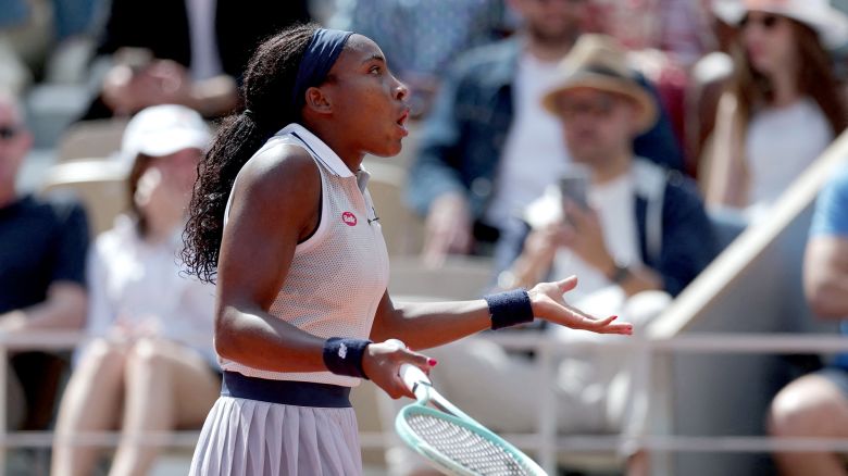 Tennis - French Open - Roland Garros, Paris, France - June 6, 2024
Coco Gauff of the U.S. reacts during her semi final match against Poland's Iga Swiatek REUTERS/Gonzalo Fuentes