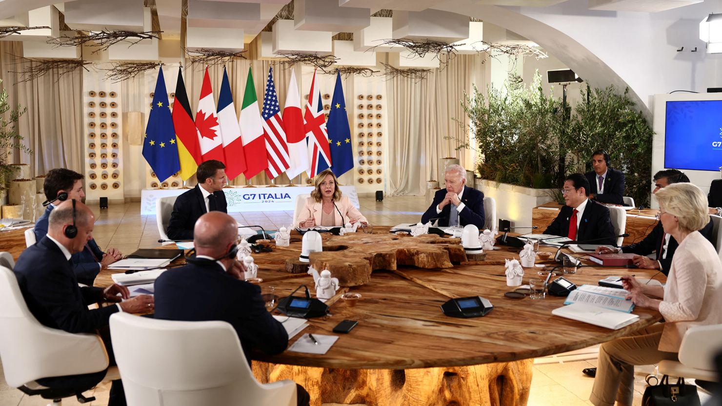 ?Italy's Prime Minister Giorgia Meloni, U.S. President Joe Biden, French President Emmanuel Macron, Canada's Prime Minister Justin Trudeau, German Chancellor Olaf Scholz, Britain's Prime Minister Rishi Sunak, Japan's Prime Minister Fumio Kishida attend a session on Africa, climate change and development on the first day of the G7 summit at the Borgo Egnazia resort, in Savelletri, Italy.