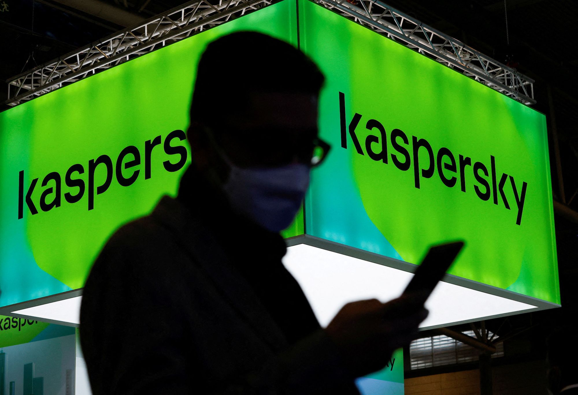 Russian cyber firm Kaspersky Lab to shut down US operations after Commerce  ban | CNN Business