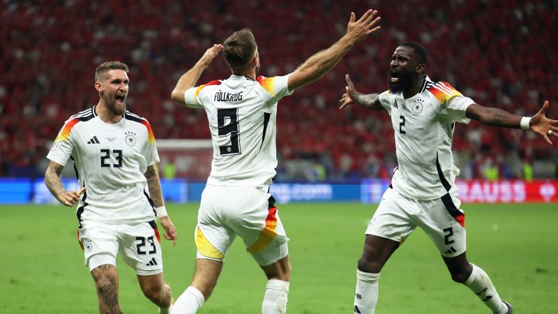 Deutschland schoss in der Nachspielzeit ein Tor und führte die Gruppe A der EM 2024 an, während Ungarn mit einem späten Tor seine Qualifikationshoffnungen steigerte. Deutschland schoss in der Nachspielzeit ein Tor und führte die Gruppe A der EM 2024 an, während Ungarn mit einem späten Tor seine Qualifikationshoffnungen steigerte.