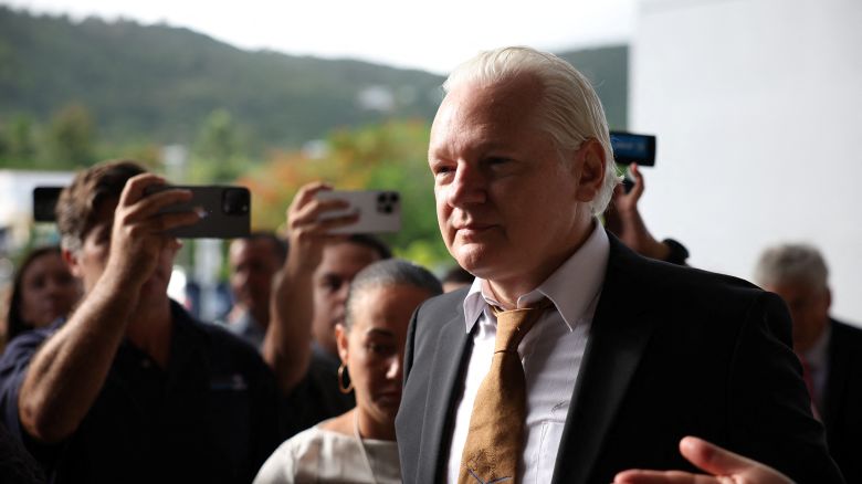 WikiLeaks founder Julian Assange arrives at a United States District Court in Saipan, Northern Mariana Islands, U.S., June 26, 2024. REUTERS/Kim Hong-Ji