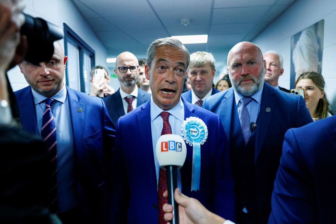 Nigel Farage của đảng Reform UK lần đầu tiên trở thành nghị sĩ quốc hội.