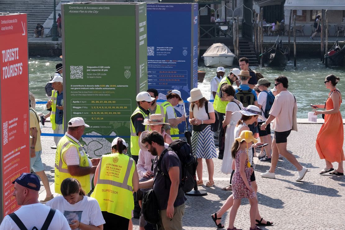 La medida hizo que casi medio millón de visitantes pagaran la tarifa en 2024.