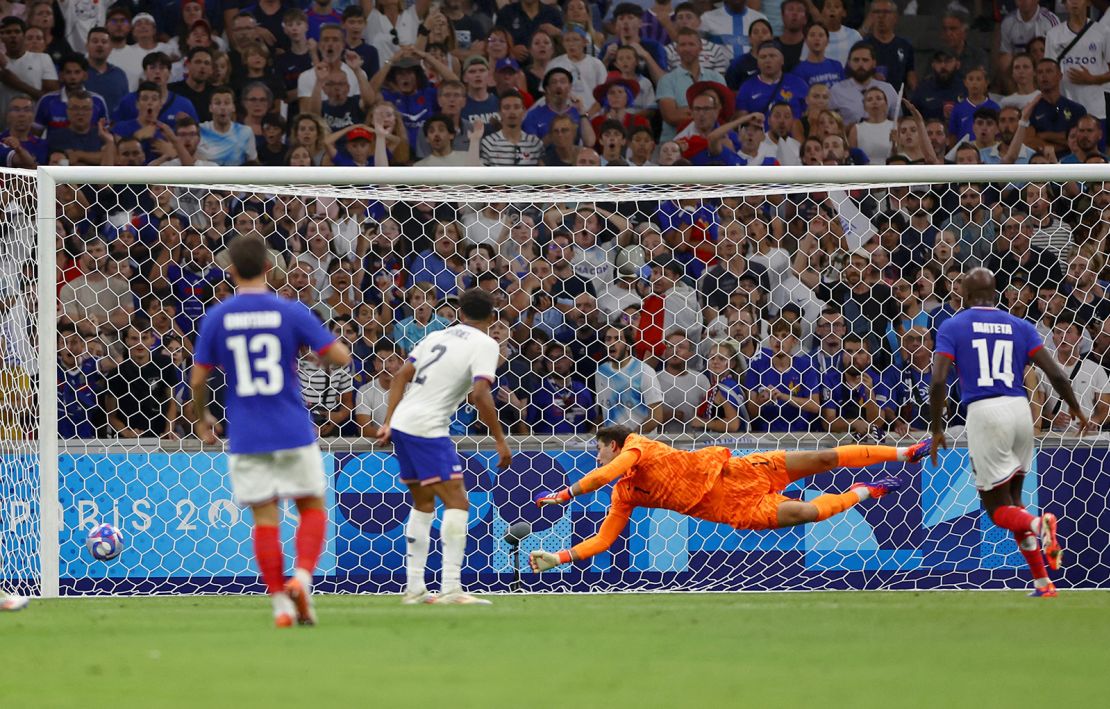 The game was played in front of a feverish atmosphere inside Marseille's Stade Vélodrome.