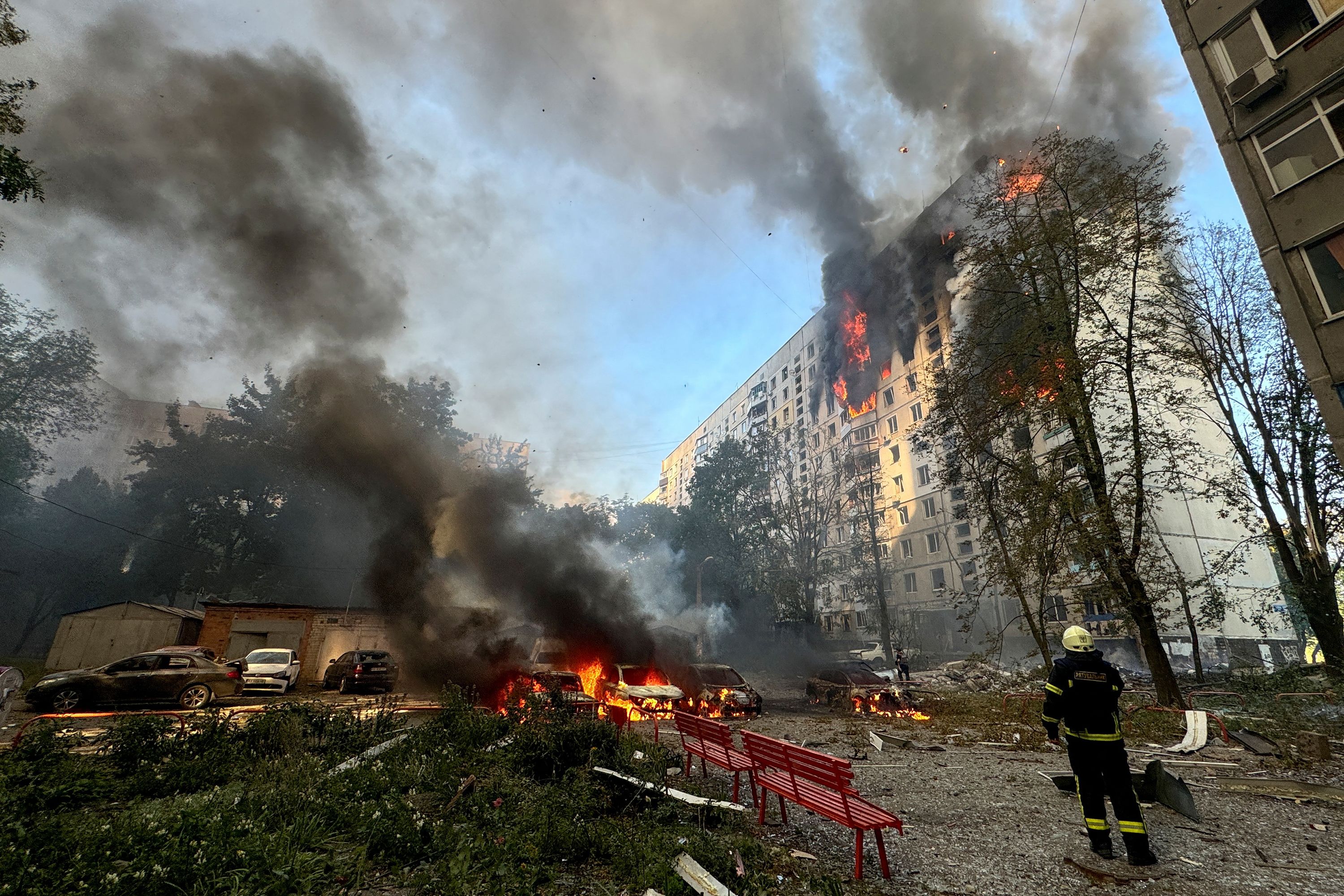 Russian bomb attacks on Ukraine's Kharkiv leave at least 8 dead, more than  100 injured | CNN