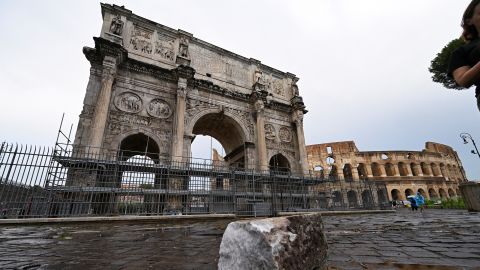 Fragments of Constantine's Arch lie on the ground after lightning struck it during a storm in Rome, Italy September 3, 2024. REUTERS/Alberto Lingria
