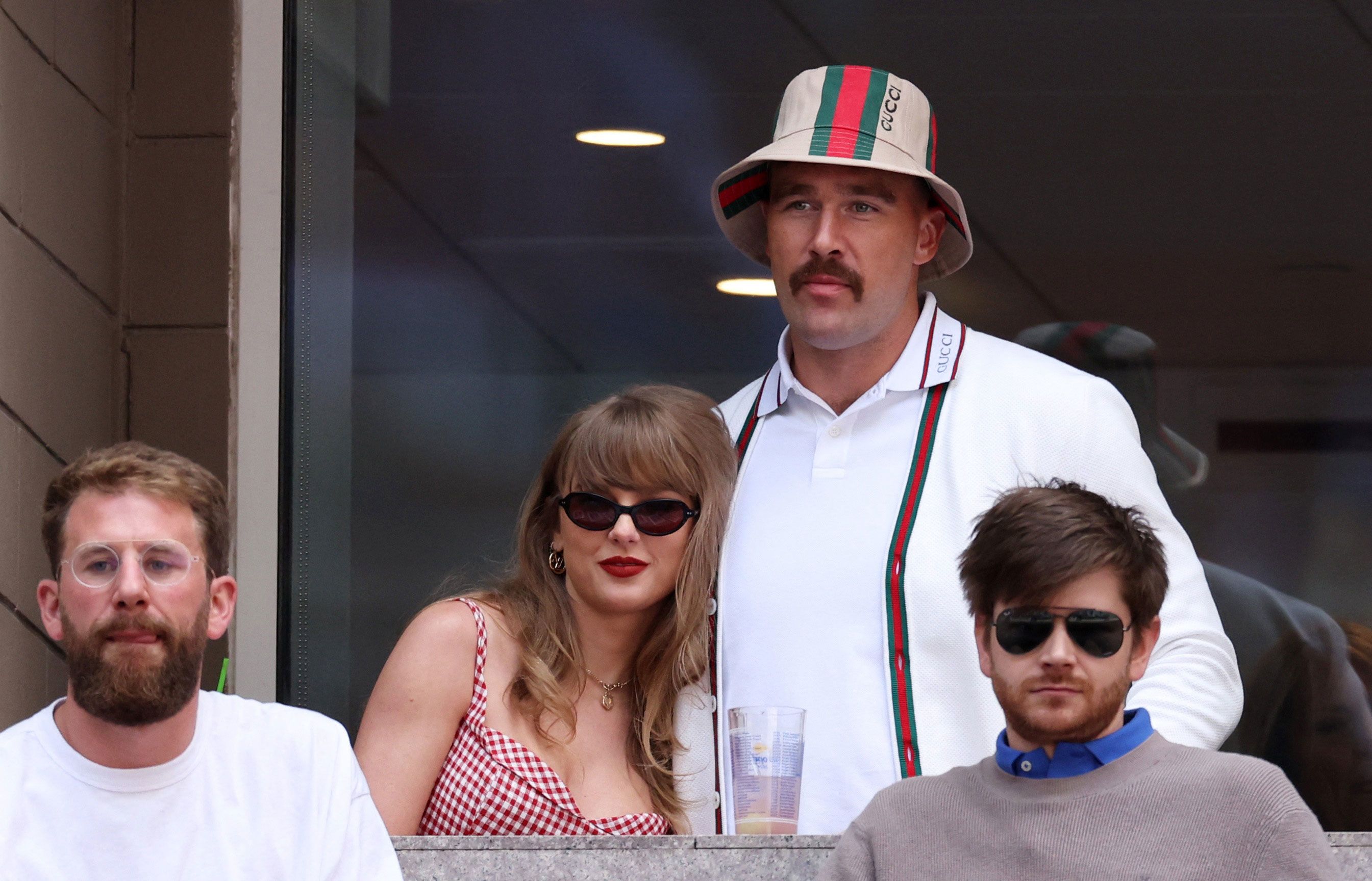 Taylor Swift and Travis Kelce serve couple goals at the US Open final | CNN