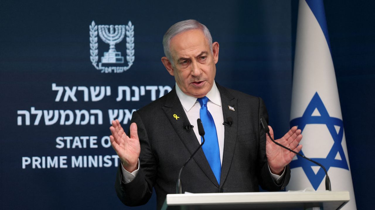 El primer ministro de Israel, Benjamin Netanyahu, habla durante una conferencia de prensa en Jerusalén el 4 de septiembre. (Abir Sultan/Reuters/Archivo)