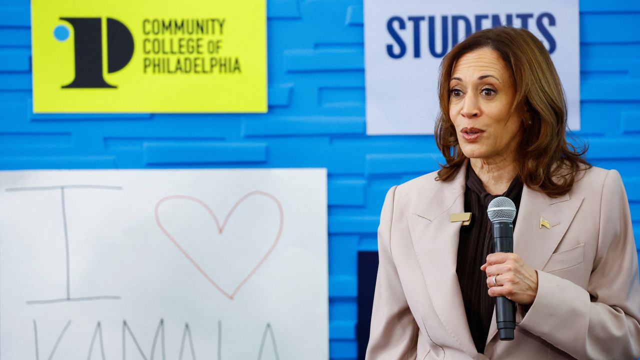 Democratic presidential nominee and U.S. Vice President Kamala Harris speaks during a visit at the Community College of Philadelphia, on National Voter Registration Day, in Philadelphia, Pennsylvania, U.S., September 17, 2024. REUTERS/Piroschka van de Wouw