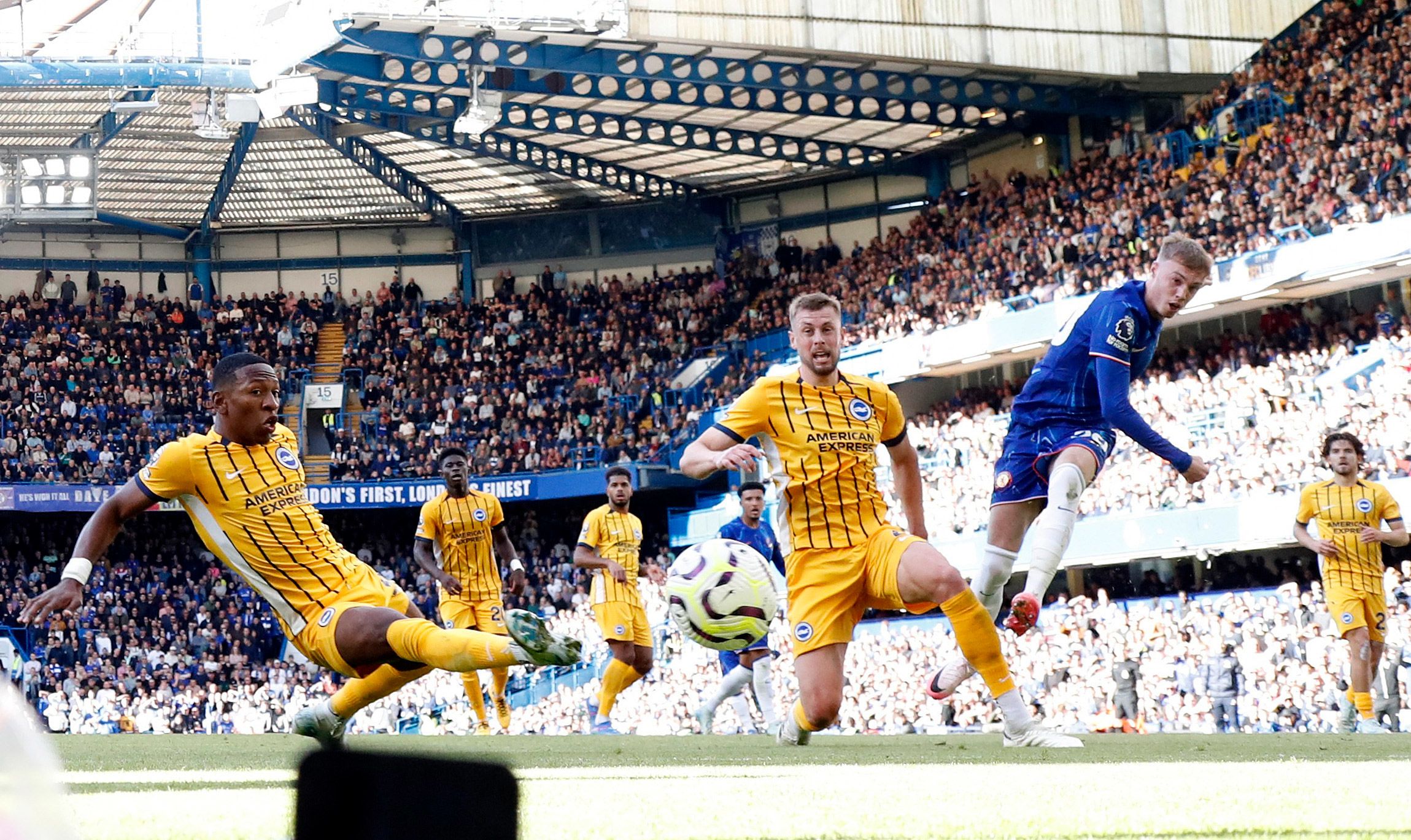 Cole Palmer: Chelsea star makes Premier League history with four first-half  goals | CNN