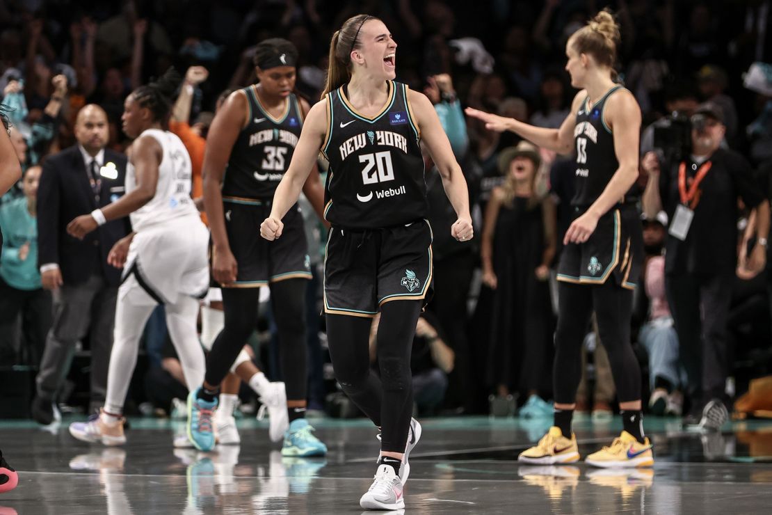 Ionescu celebrates during Liberty's 88-84 win.