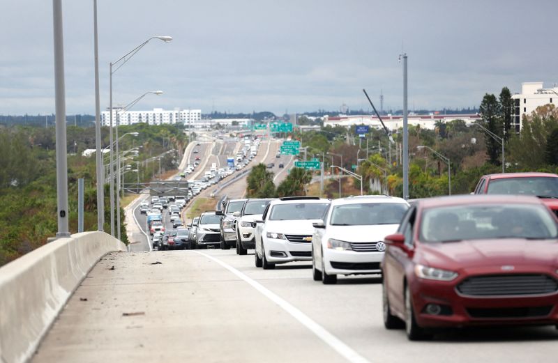 Live updates: Hurricane Milton, Florida mass exodus underway along Gulf 