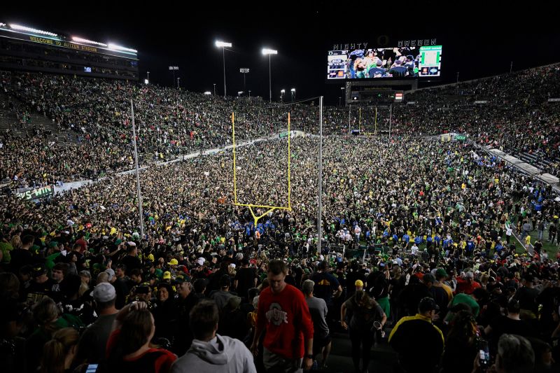 Oregon Takes Down Ohio State In Big Ten Clash, Completes First Ever Win ...