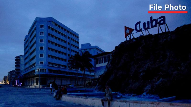 Cuba plunged into darkness as electric grid suffers recent cave in | The Gentleman Report