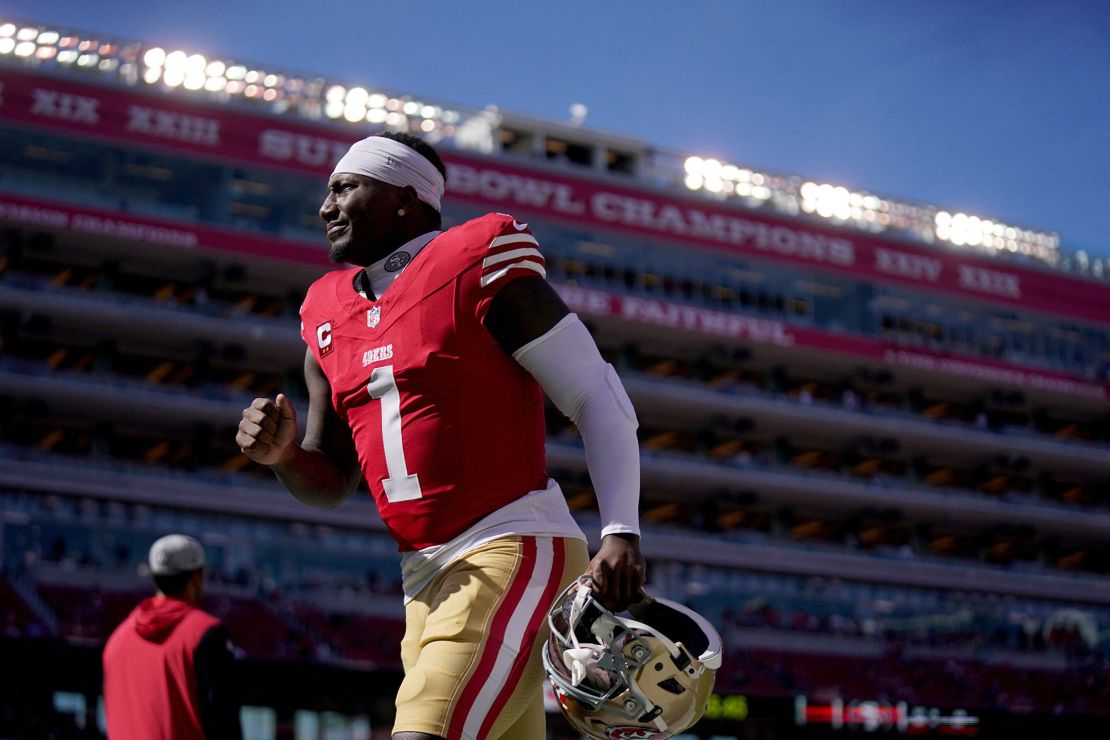 Samuel jogs towards the locker room at San Francisco's Levi's Stadium.