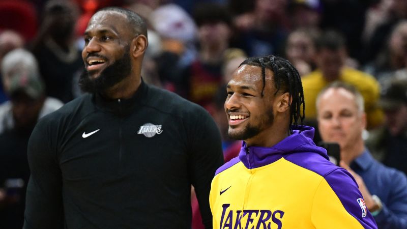 https://media.cnn.com/api/v1/images/stellar/prod/2024-10-30t232542z-1155222797-mt1usatoday24628723-rtrmadp-3-nba-los-angeles-lakers-at-cleveland-cavaliers.JPG?c=16x9&q=w_800,c_fill