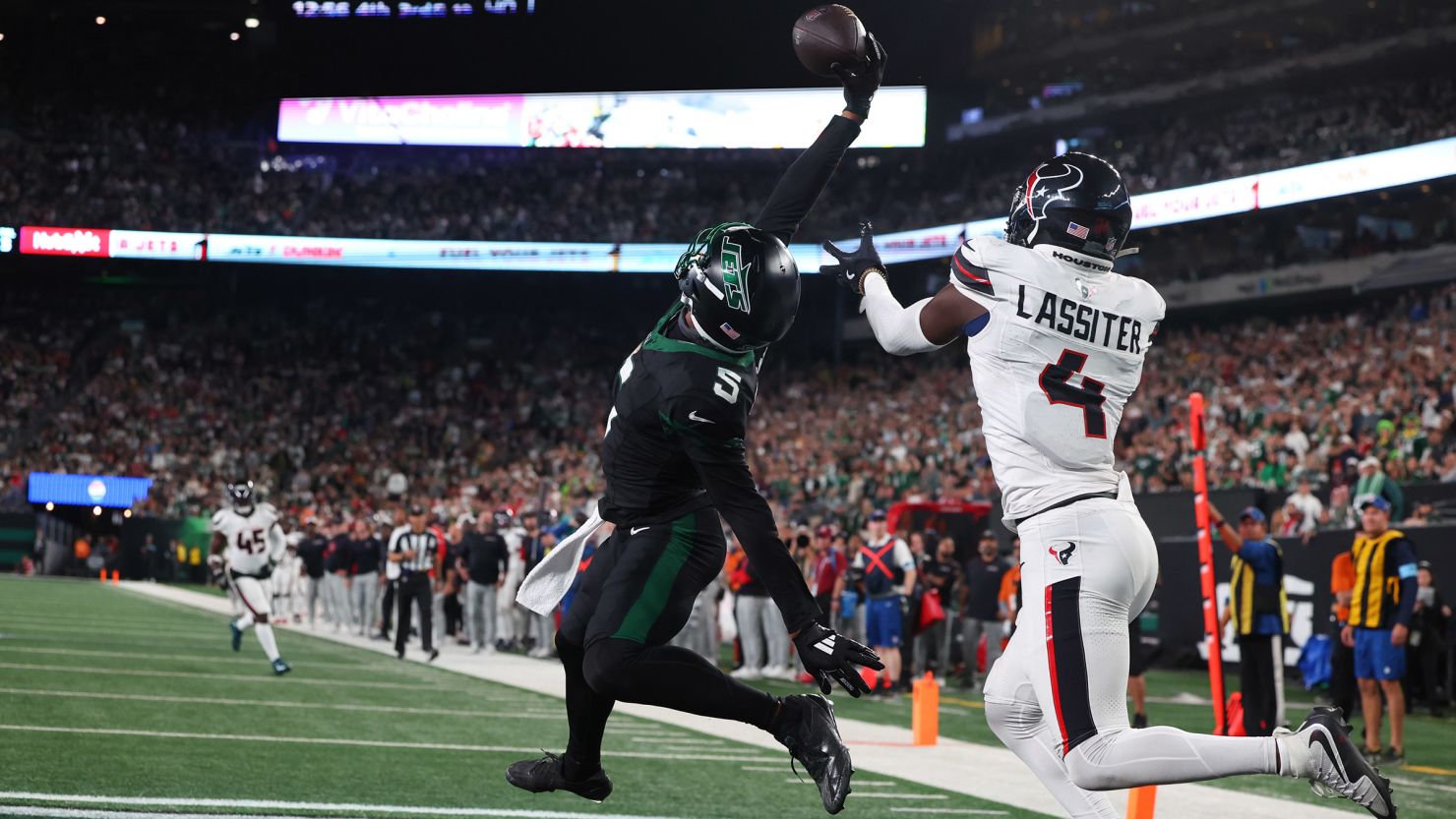 Jets vs Texans Garrett Wilson makes potential catch of the year as New