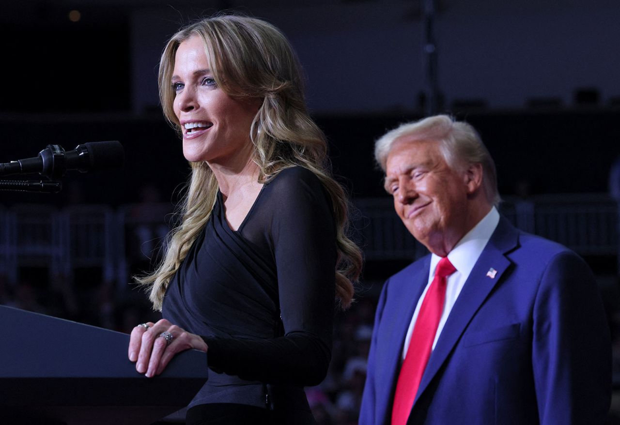 Megyn Kelly speaks at a campaign rally with former President Donald Trump in Pittsburgh, Pennsylvania, on Monday, November 4.