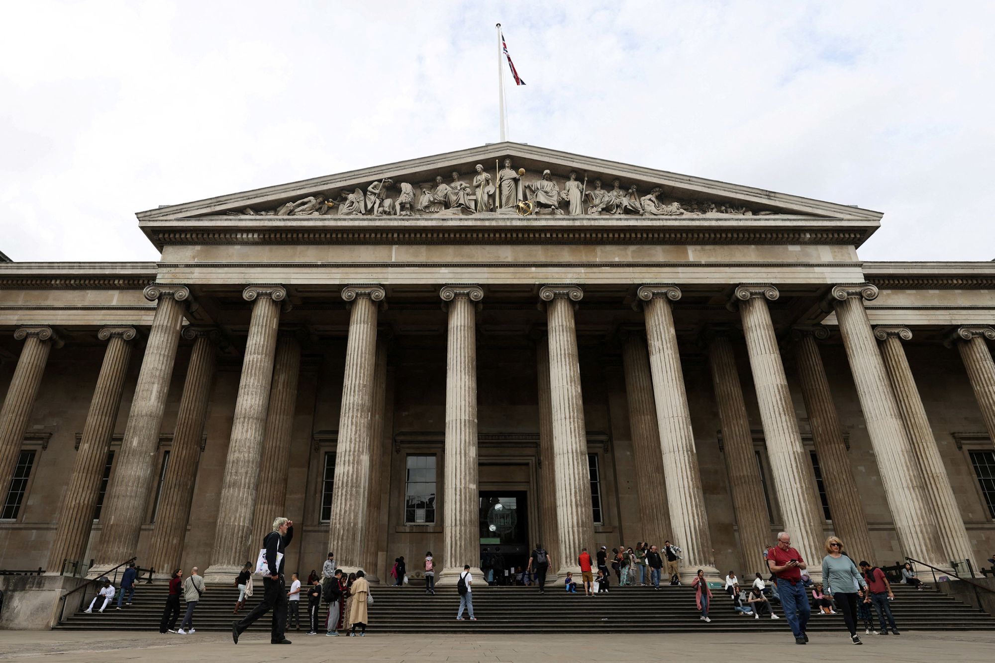 The British Museum has received its largest donation in almost 300 years.