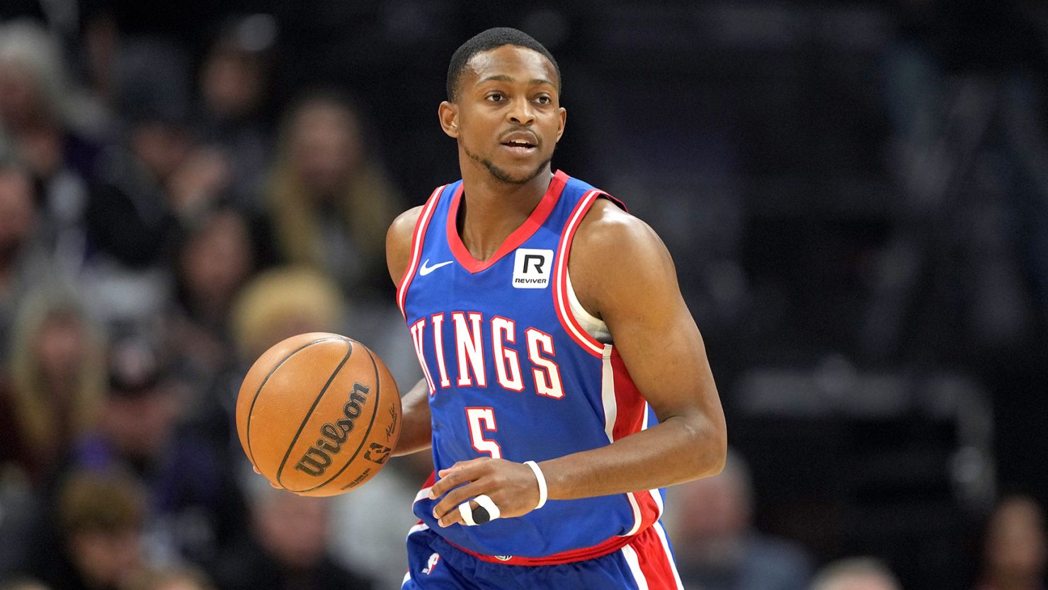 De Aaron Fox reportedly to join the San Antonio Spurs as the Sacramento Kings acquire Zach LaVine in more NBA trade drama CNN