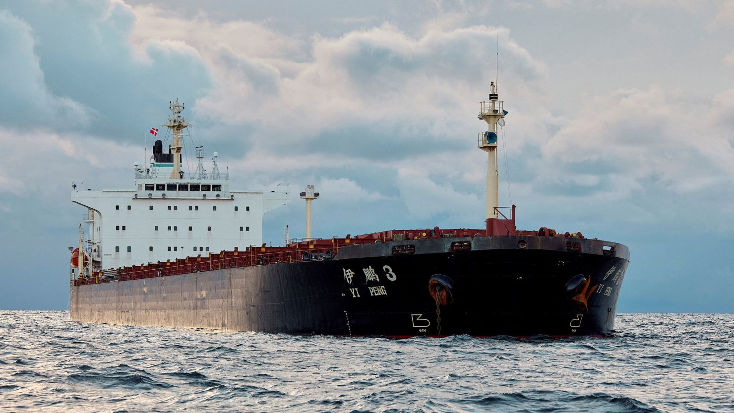 swedish-police-board-chinese-ship-in-probe-over-severed-cables