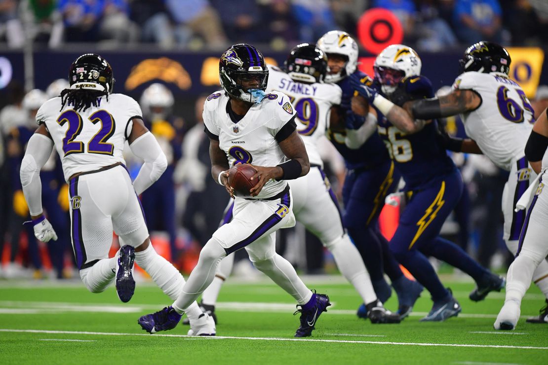 Jackson (No. 8) accounted for three touchdowns during the Ravens' win over the Chargers.