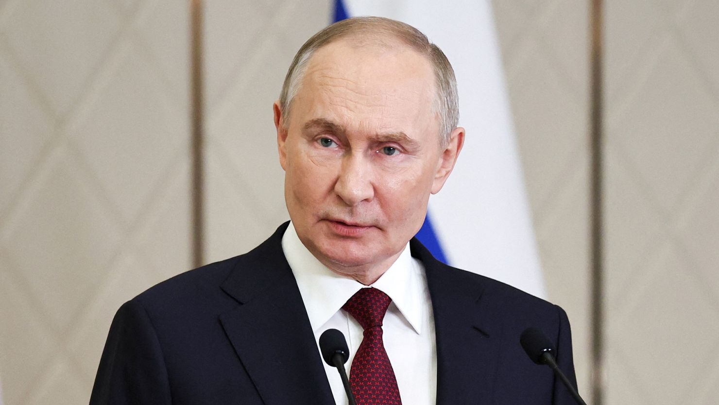 Putin firma un trattato di sicurezza con la Bielorussia per il possibile uso di armi nucleari